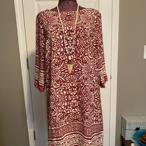 Skies Are Blue Brand- dark red and cream Paisley Boho Shift Dress Size S